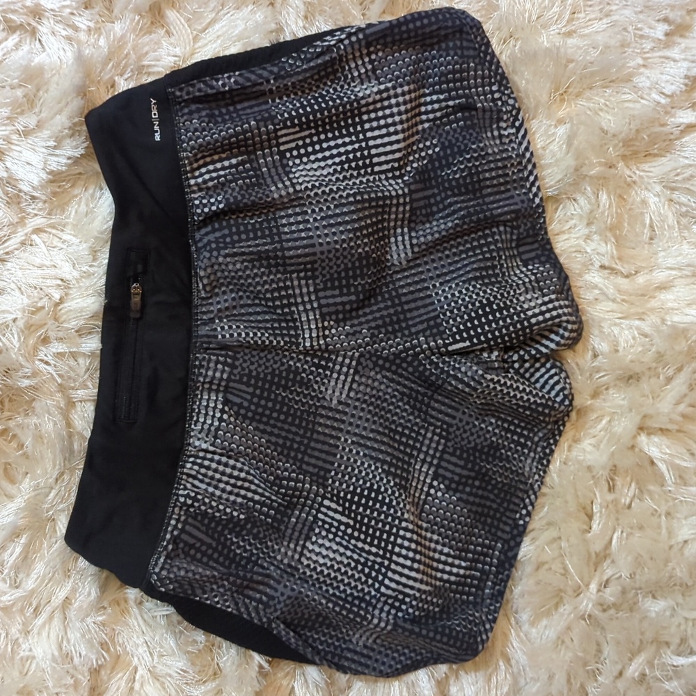 Running Shorts - Picture 4 of 4